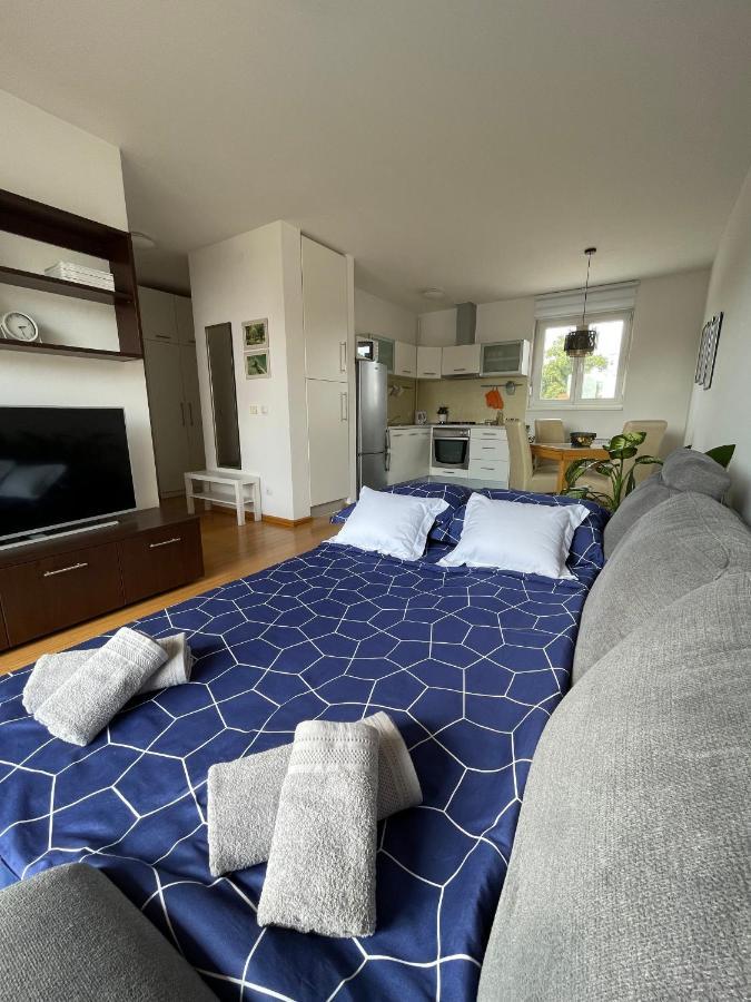 Lipa Apartment ซาเกร็บ ภายนอก รูปภาพ